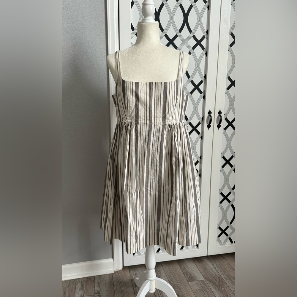 Rebecca Taylor white & Gray striped empire dress, size 12